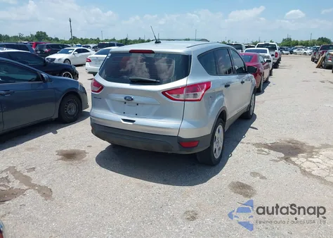 2013 Ford Escape S из США, поврежденный, VIN 1FMCU0F77DUB70193